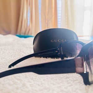 Gucci - navy blue oversized sunglasses
